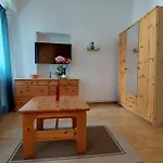 Apartment Eckhaus *