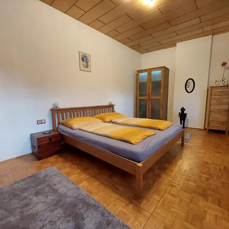 Eckhaus Apartment Murau