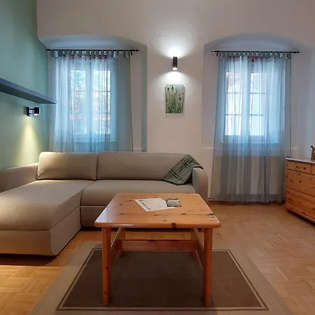 Eckhaus Apartment Murau
